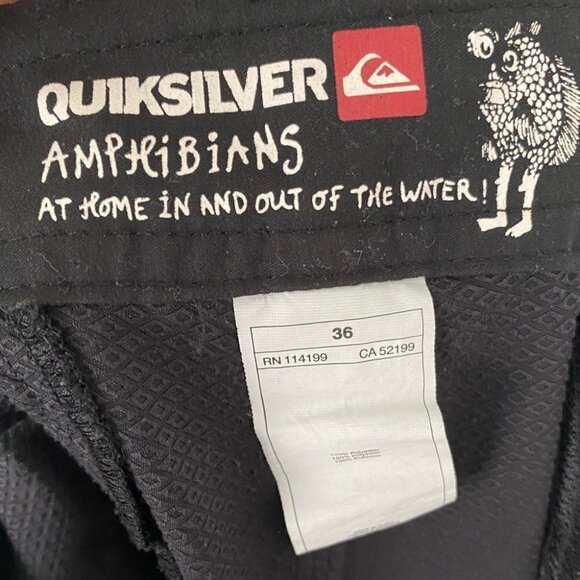 QUICKSILVER Black Amphibian Board Shorts Mens Size 36, Good Condition, Swim - Picture 4 of 9